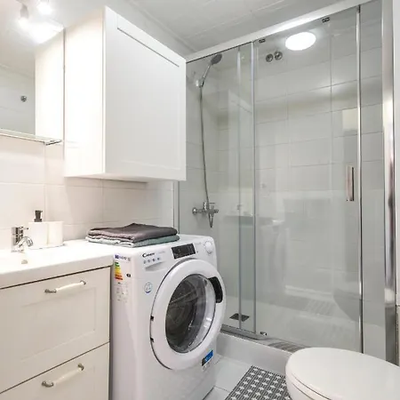 De Diseno Equipado Centrico Moderno * יורט דה מאר